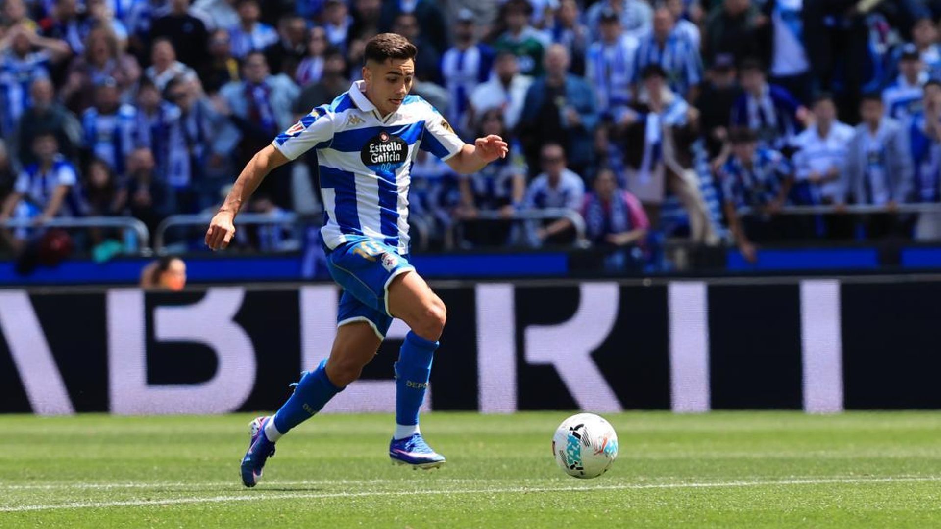 Yeremay Hernández, en un partido del Dépor