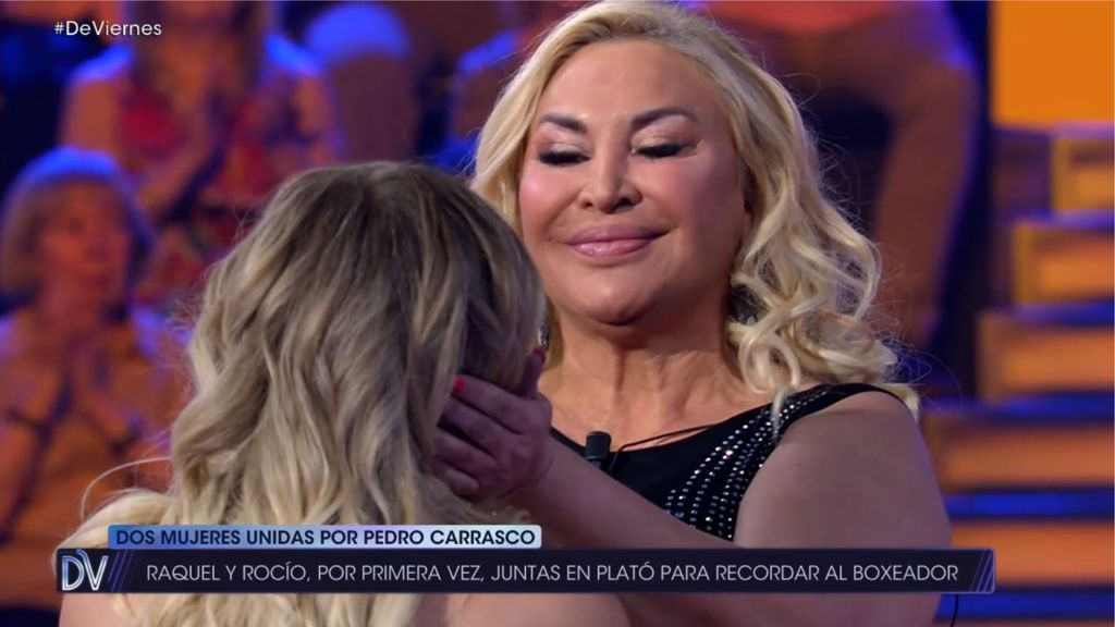 El bonito reencuentro de Rocío Flores y Raquel Mosquera en televisión por el 25 aniversario de la muerte de Pedro Carrasco: "Es algo precioso"