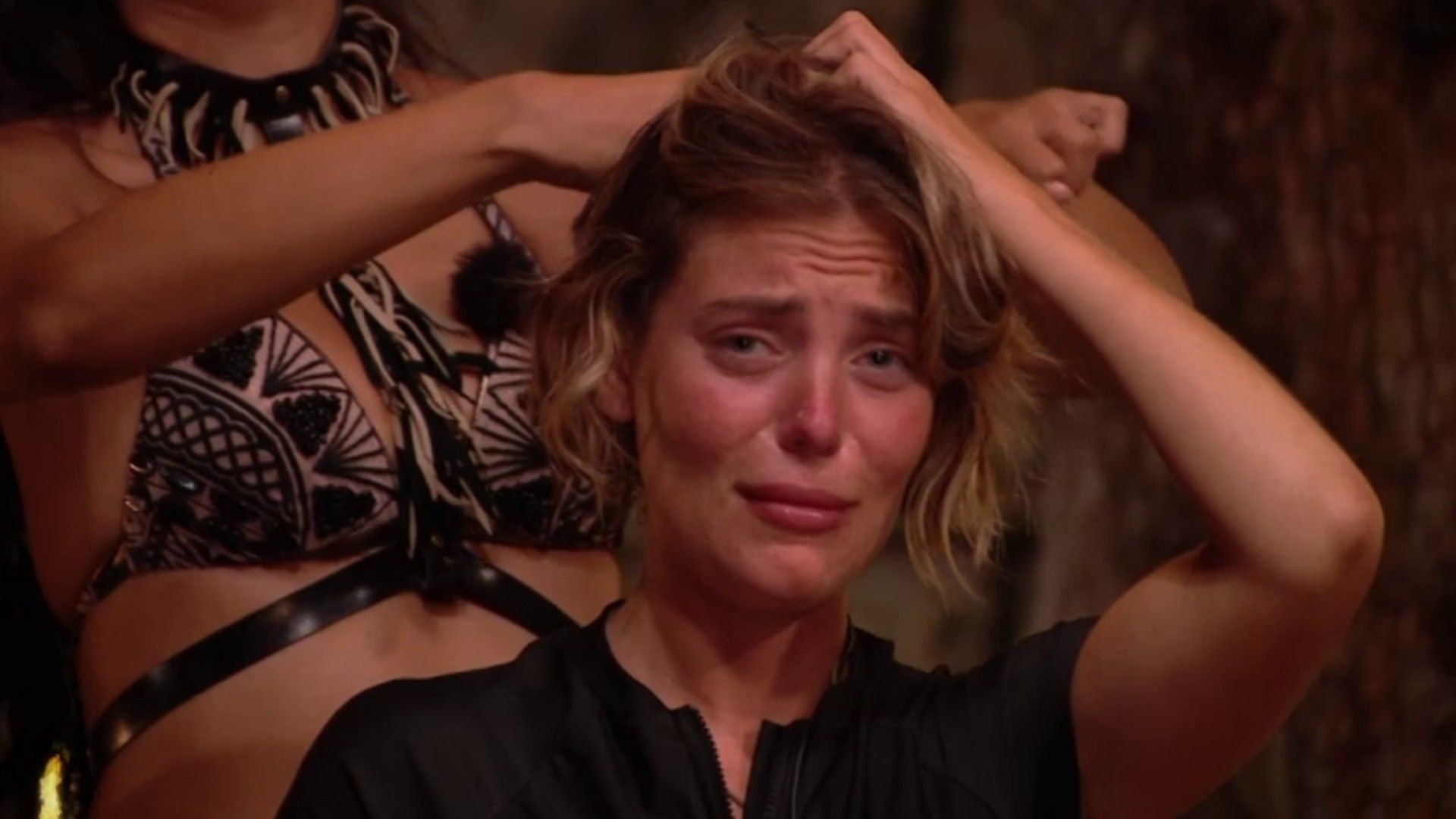 El arriesgado corte de pelo de Claudia en 'SV'