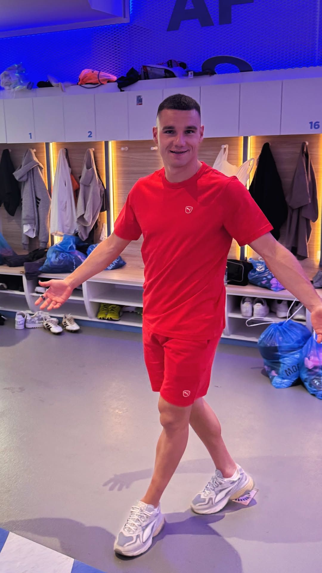 Ferran Jutglà en el vestuario del Celta
