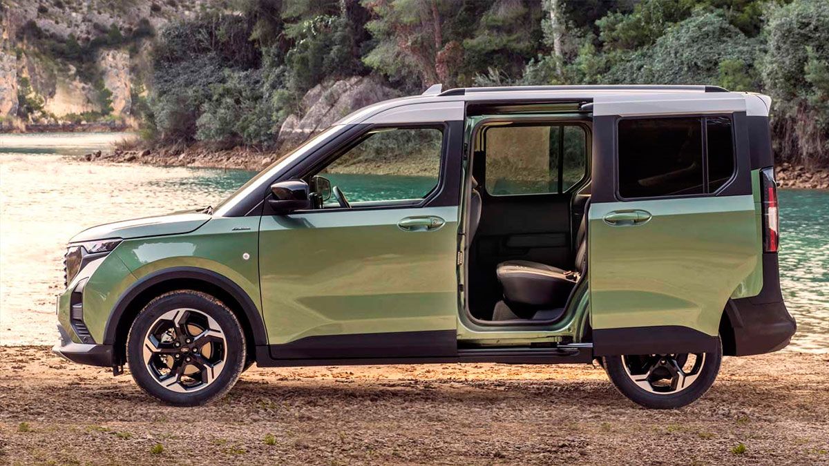 Ford E-Tourneo Courier