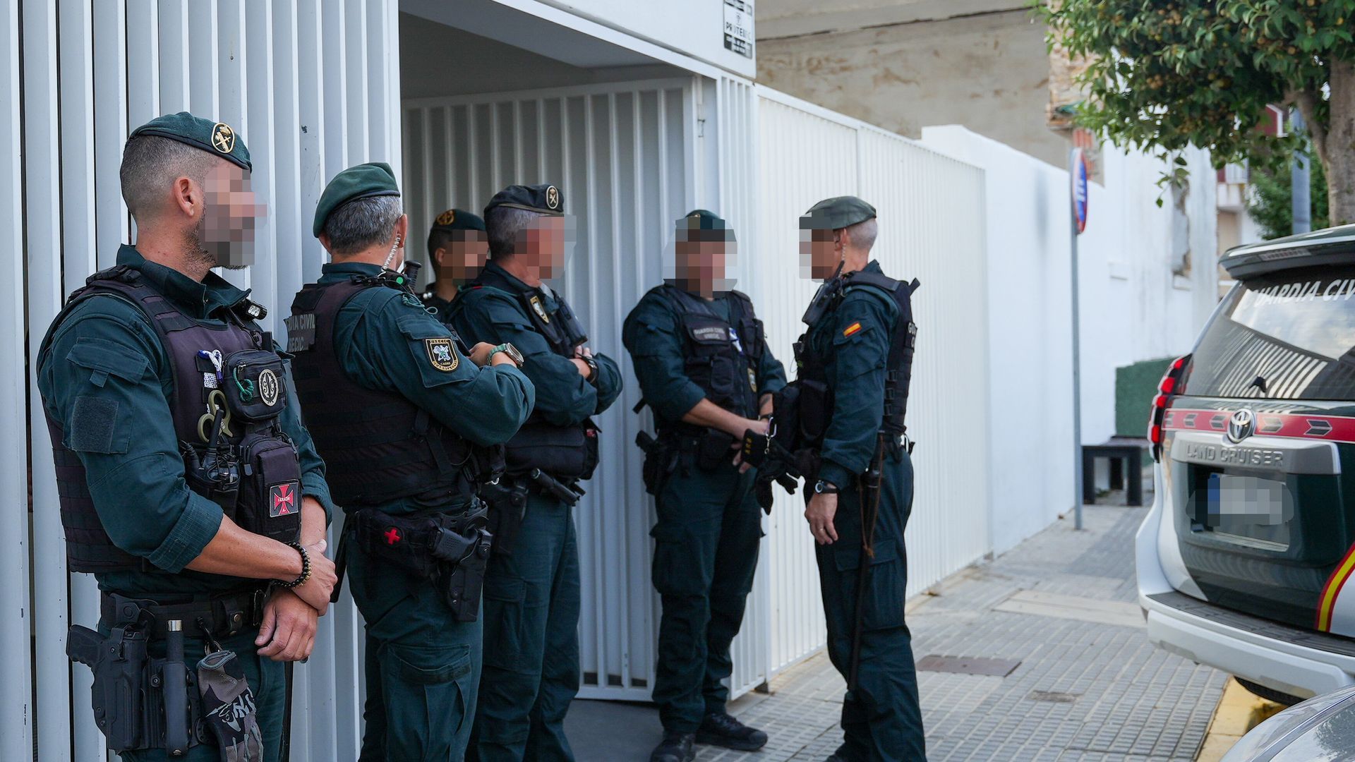 Investigan a un joven por estrangular a un menor hasta el desmayo dentro de un instituto de Vícar, Almería Investigan a un joven por estrangular a un menor hasta el desmayo dentro de un instituto de Vícar, Almería