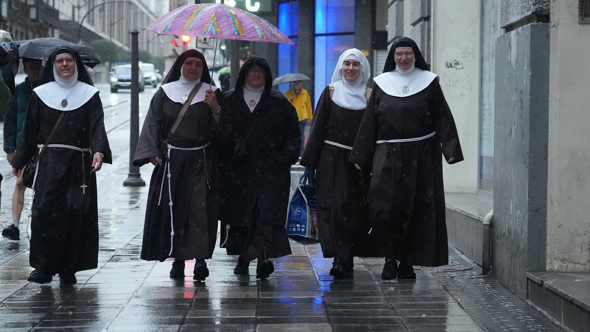Las exmonjas de Belorado a su llegada al Juzgado de Instrucción número 5, a 4 de mayo de 2026, en Bilbao, Bizkaia Las exmonjas de Belorado a su llegada al Juzgado de Instrucción número 5, a 4 de mayo de 2026, en Bilbao, Bizkaia