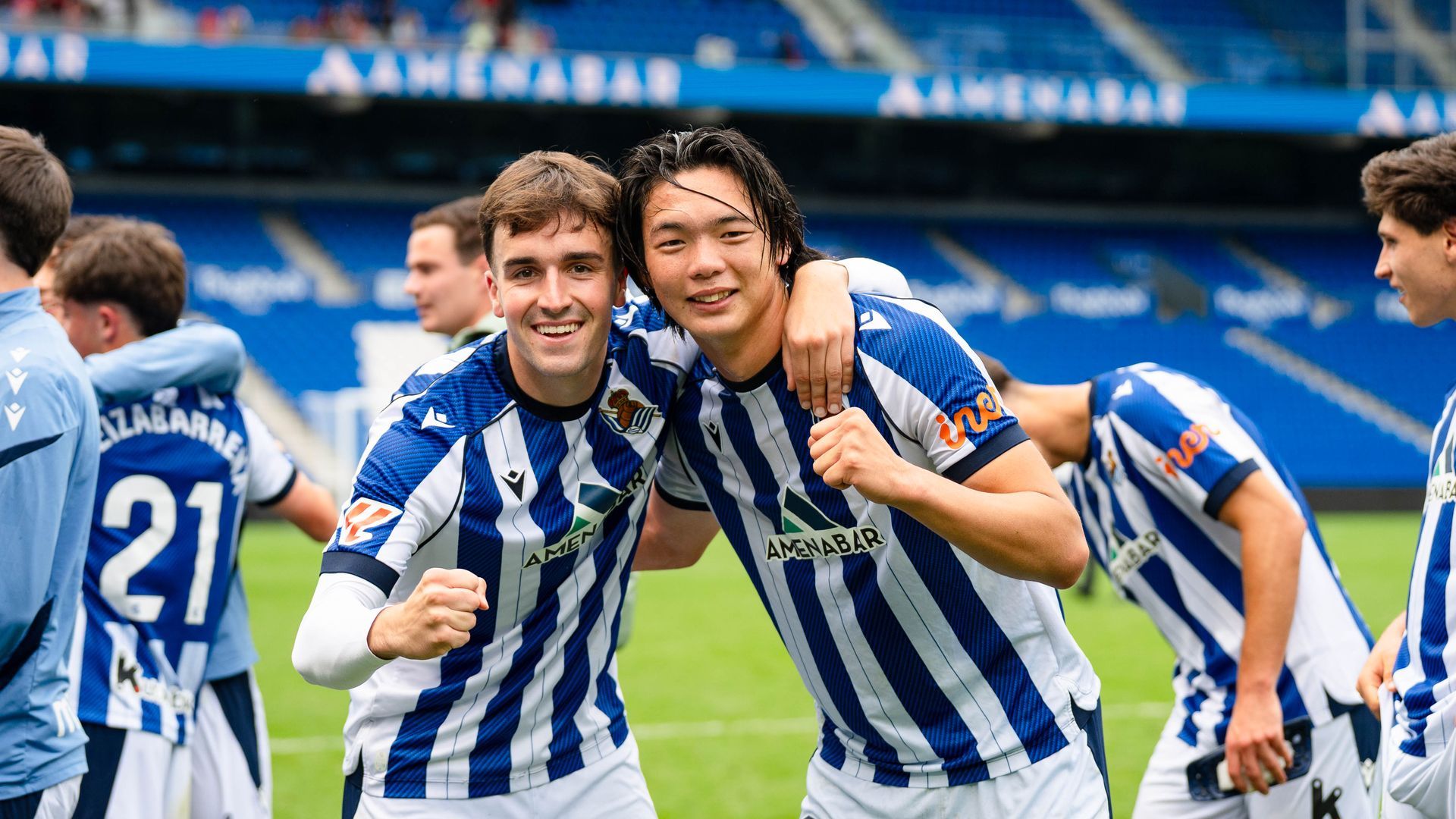 Luken Beitia y Kazunari Kita, centrales de la Real Sociedad B