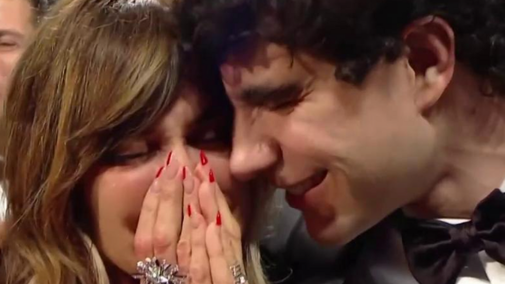 El emotivo momento entre Penélope Cruz y Los Javis en Cannes
