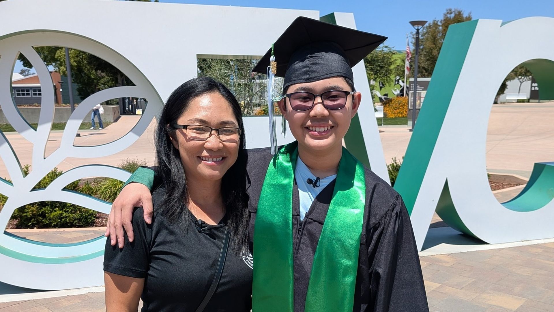 Phung-Hieu Diep, graduado en Matemáticas a los 12 años