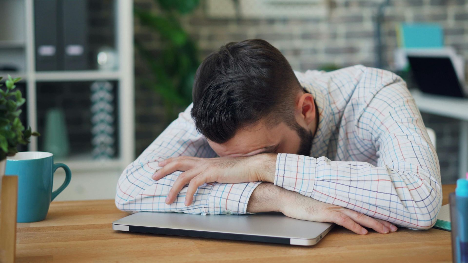 Un trabajador cansado Un trabajador cansado