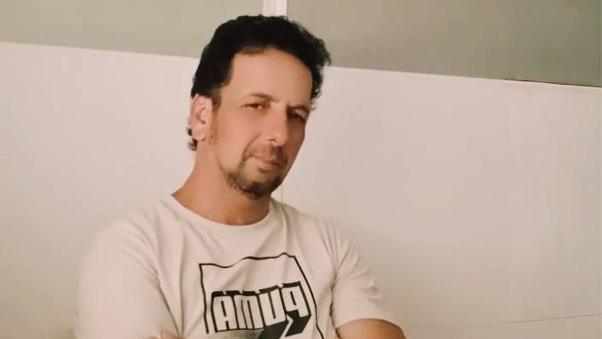 Acusan al asesino del cantaor Matías de Paula de intento de homicidio tras apuñalar a un taxista el día de su arresto Acusan al asesino del cantaor Matías de Paula de intento de homicidio tras apuñalar a un taxista el día de su arresto
