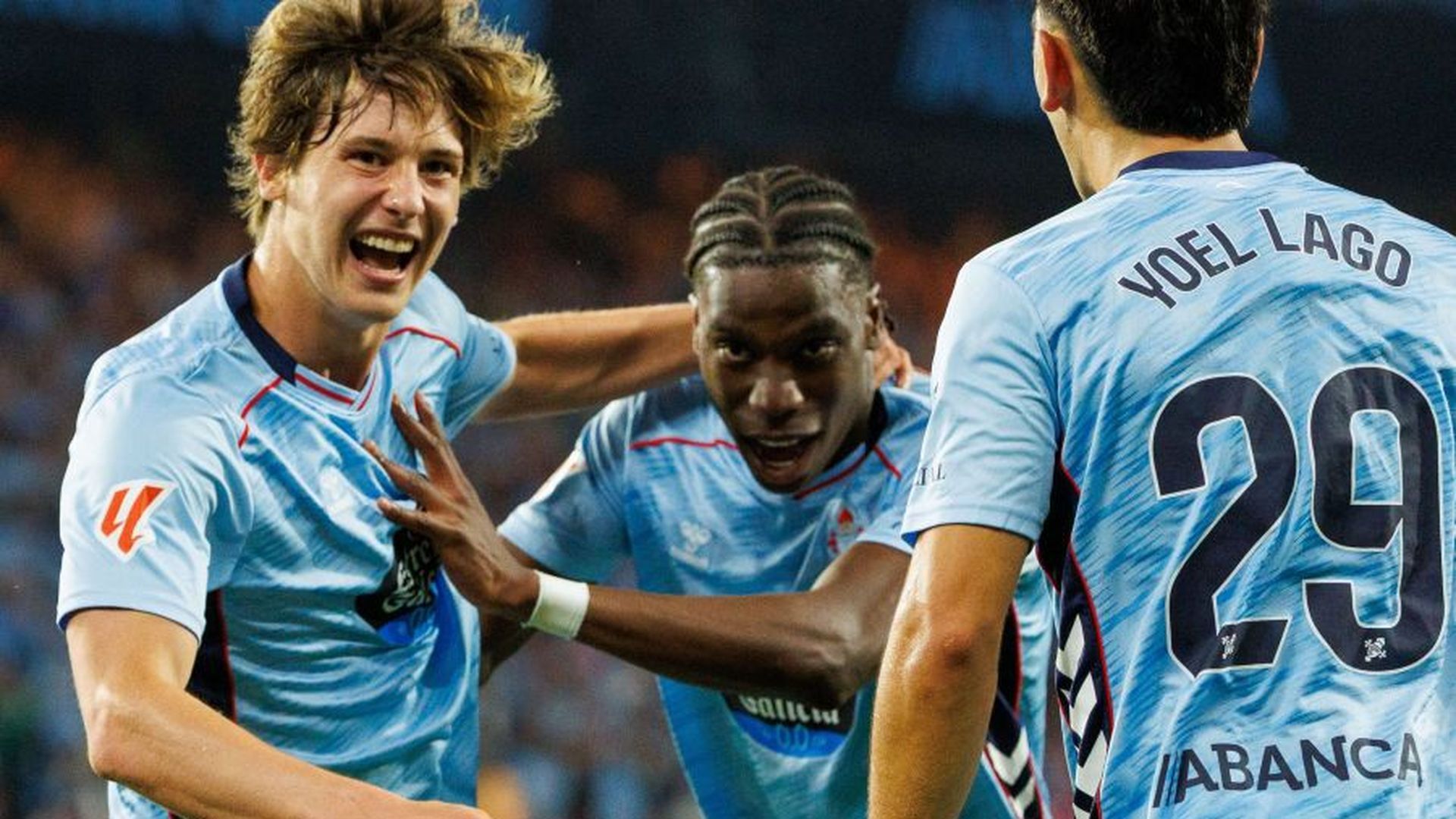 Ilaix Moriba celebra su gol al Sevilla