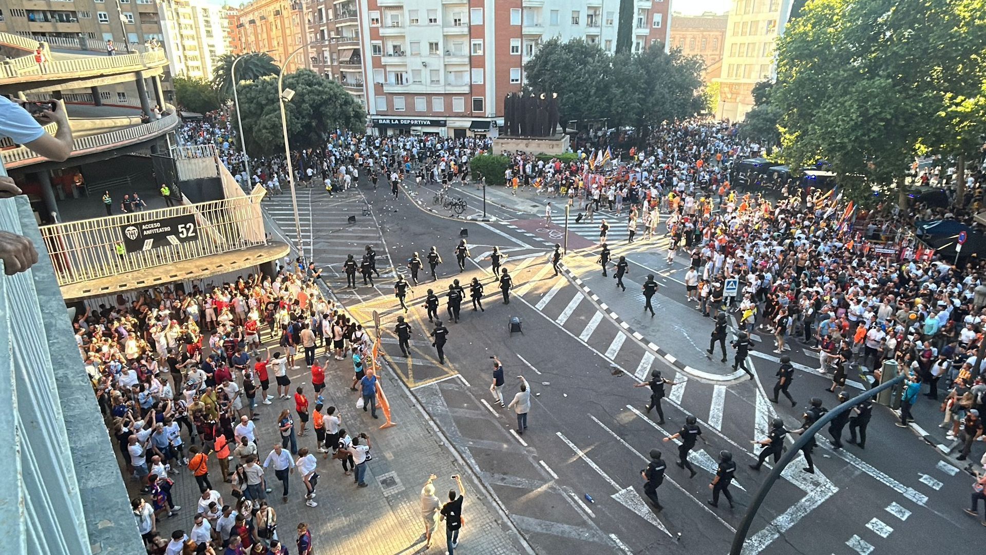 Incidentes en Mestalla antes del Valencia-Barcelona