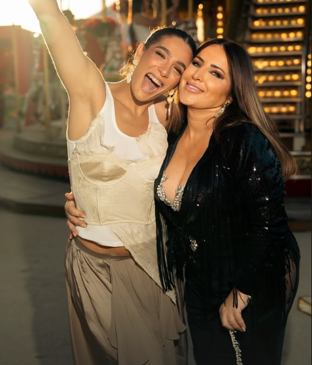Raquel Salazar y Alma Bollo
