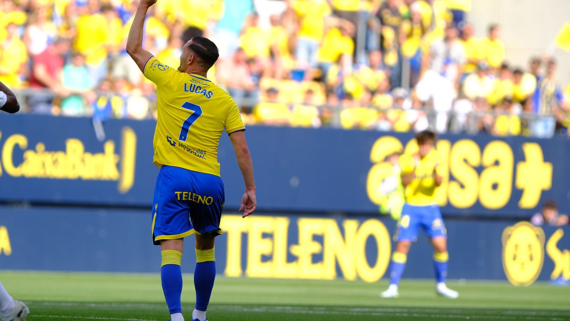 Lucas Pérez celebra su gol en el Cádiz-Leganés