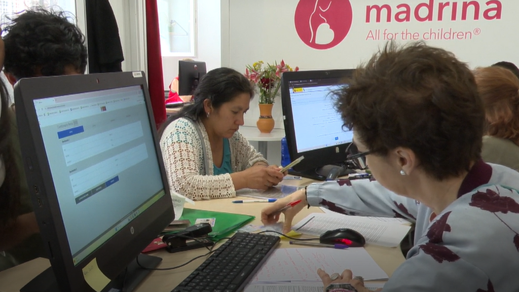Miles de familias en riesgo de exclusión pierden el IMV por errores en el borrador de hacienda