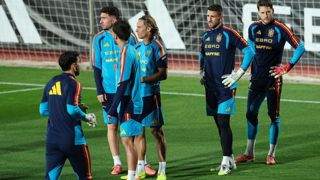 Luis de la Fuente cuenta cómo ha sido la reacción de Álex Remiro al quedarse fuera de la lista