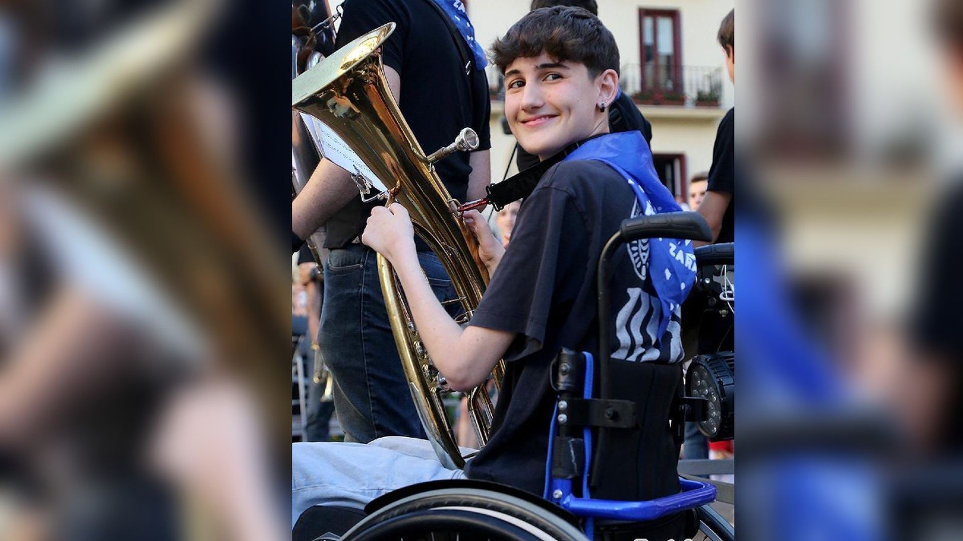 Con dos años, a Markel Urkiri le diagnosticaron la enfermedad Charcot-Marie-Tooth.