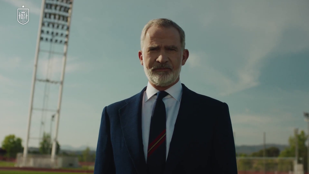 El Rey Felipe VI aparece por sorpresa en el anuncio de la lista de la Selección Española para el Mundial
