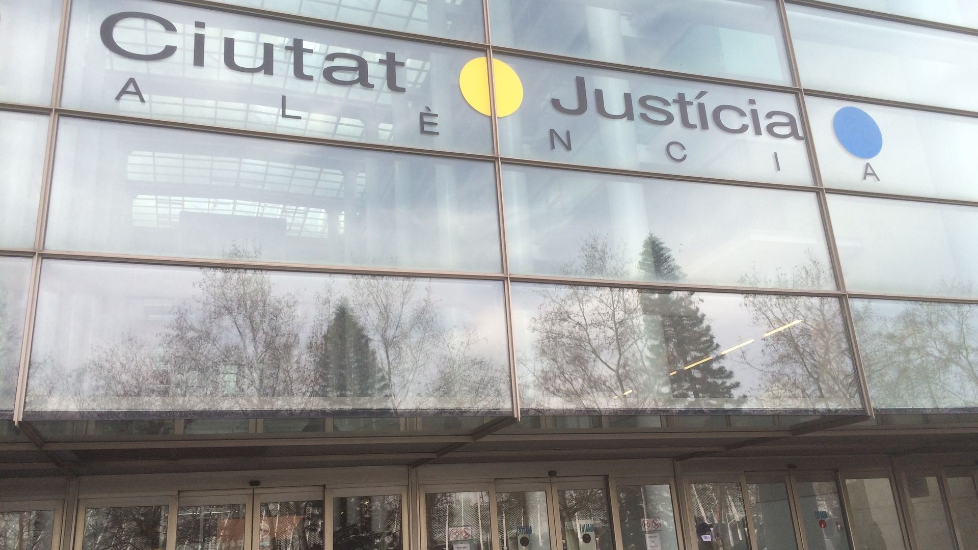 EuropaPress_1524657_dos_hombres_acusados_matar_otro_quemar_caseta_puig_culpan_mutuamente_le EuropaPress_1524657_dos_hombres_acusados_matar_otro_quemar_caseta_puig_culpan_mutuamente_le