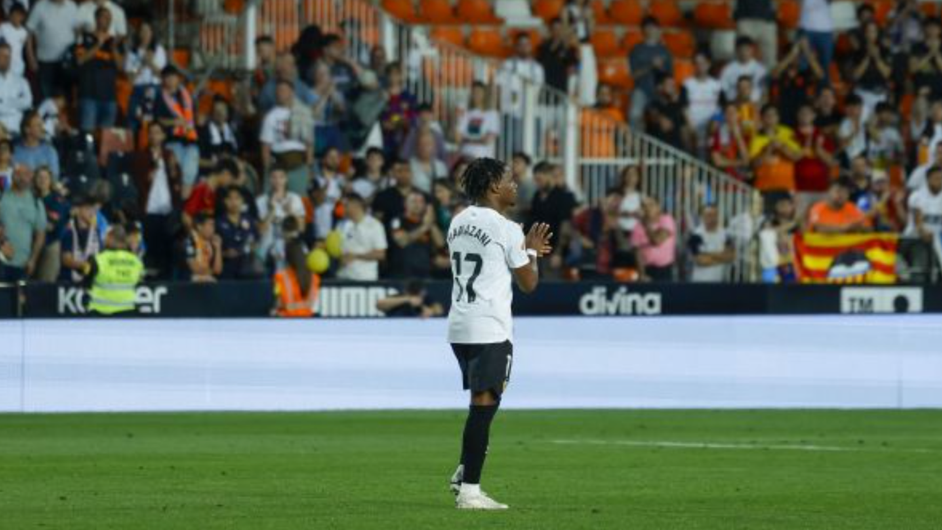 Largie Ramazani se despide de Mestalla