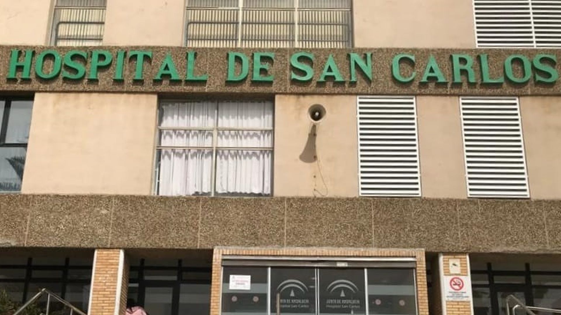 Los heridos por el atropello fueron trasladados al Hospital de San Carlos, Cádiz