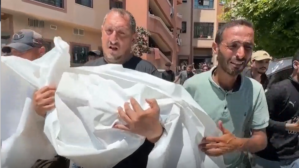 Muere una niña de seis años en un ataque israelí en un campamento de desplazados en Gaza