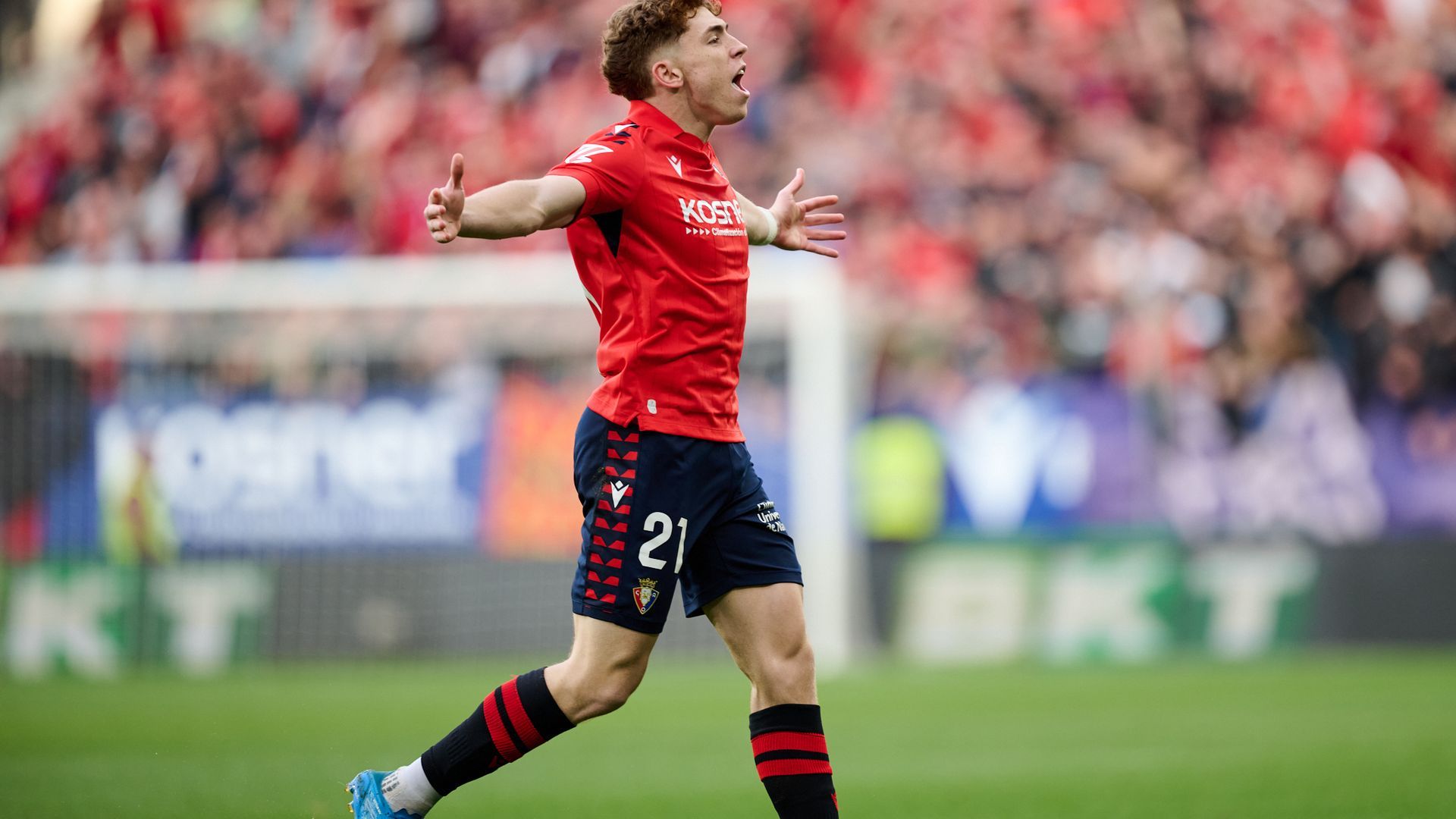 Víctor Muñoz, jugador de Osasuna Víctor Muñoz, jugador de Osasuna