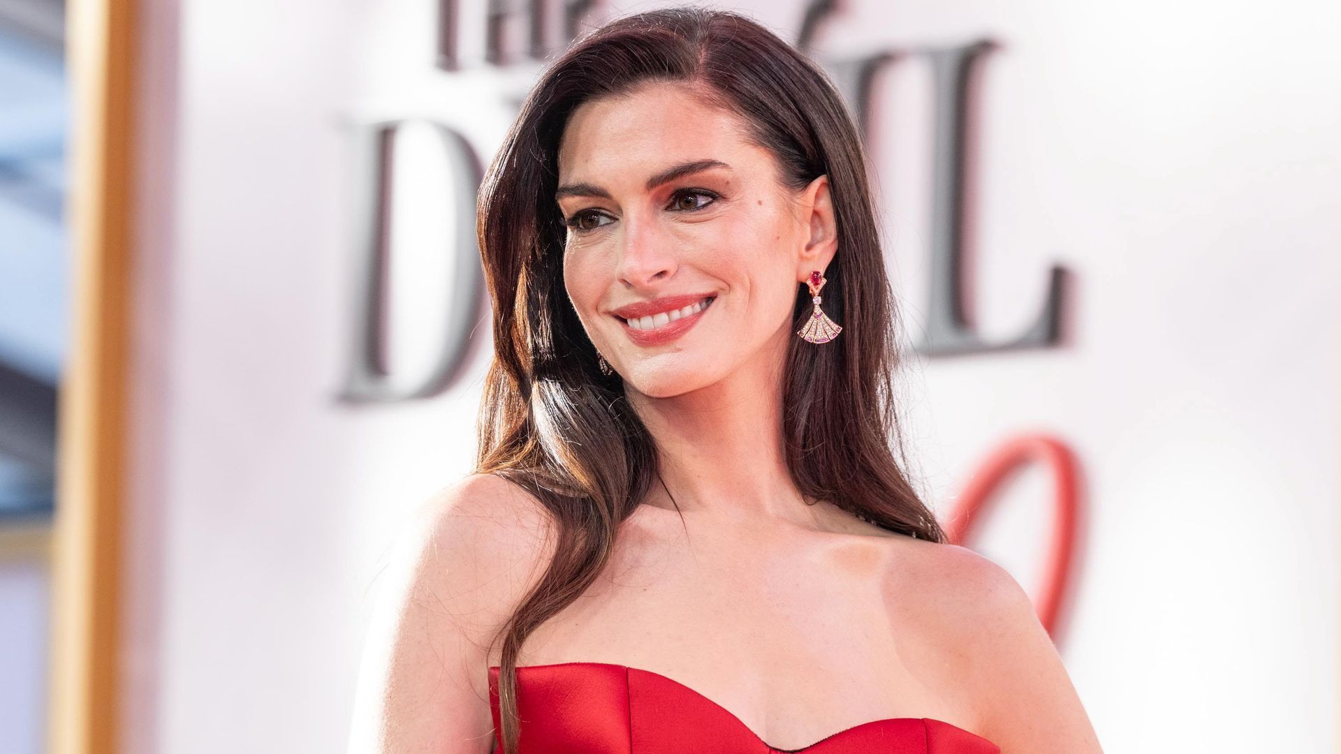 Anne Hathaway promocionando 'El diablo se viste de Prada 2' Anne Hathaway promocionando 'El diablo se viste de Prada 2'