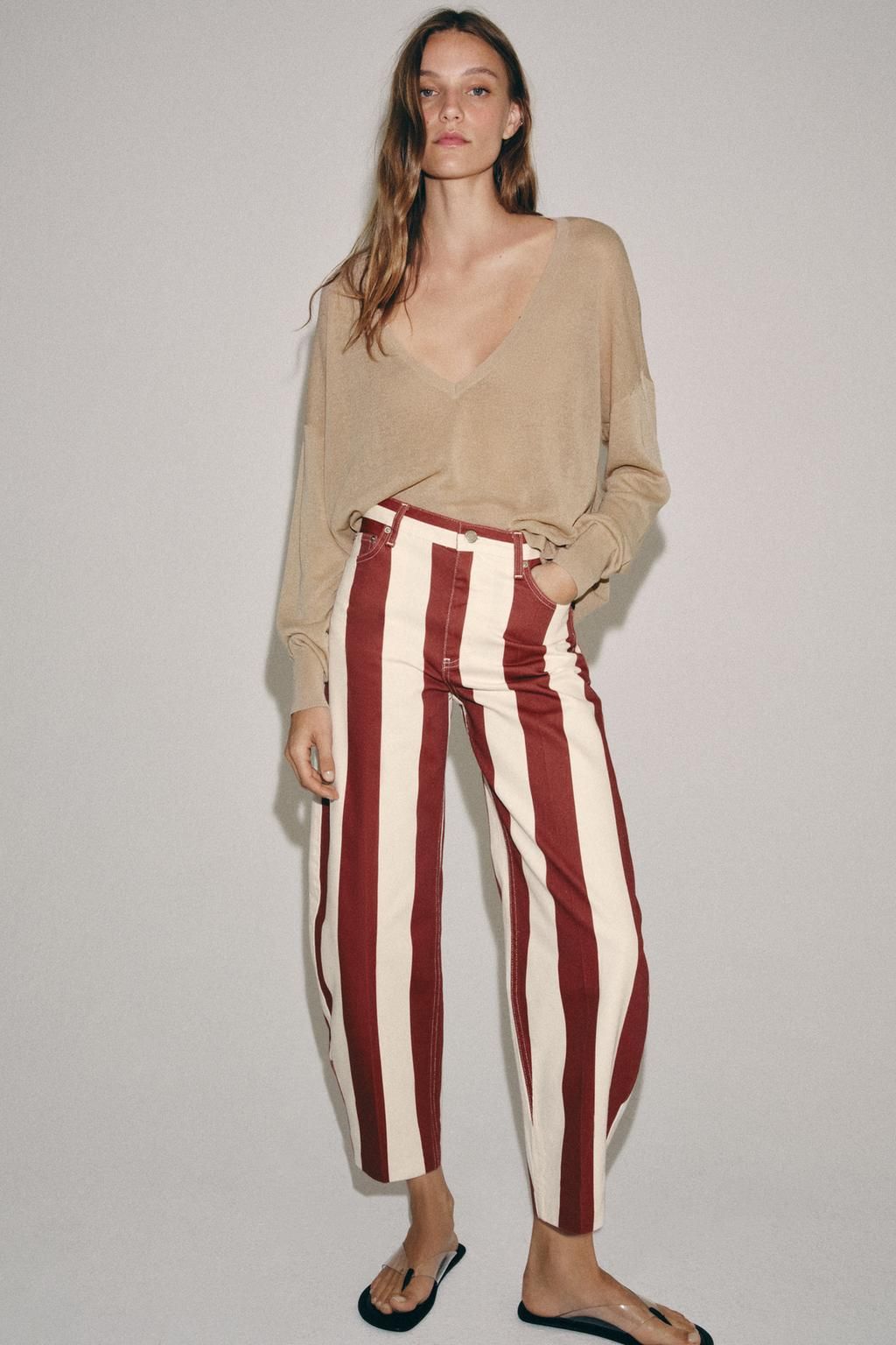 Así son los pantalones virales de Zara
