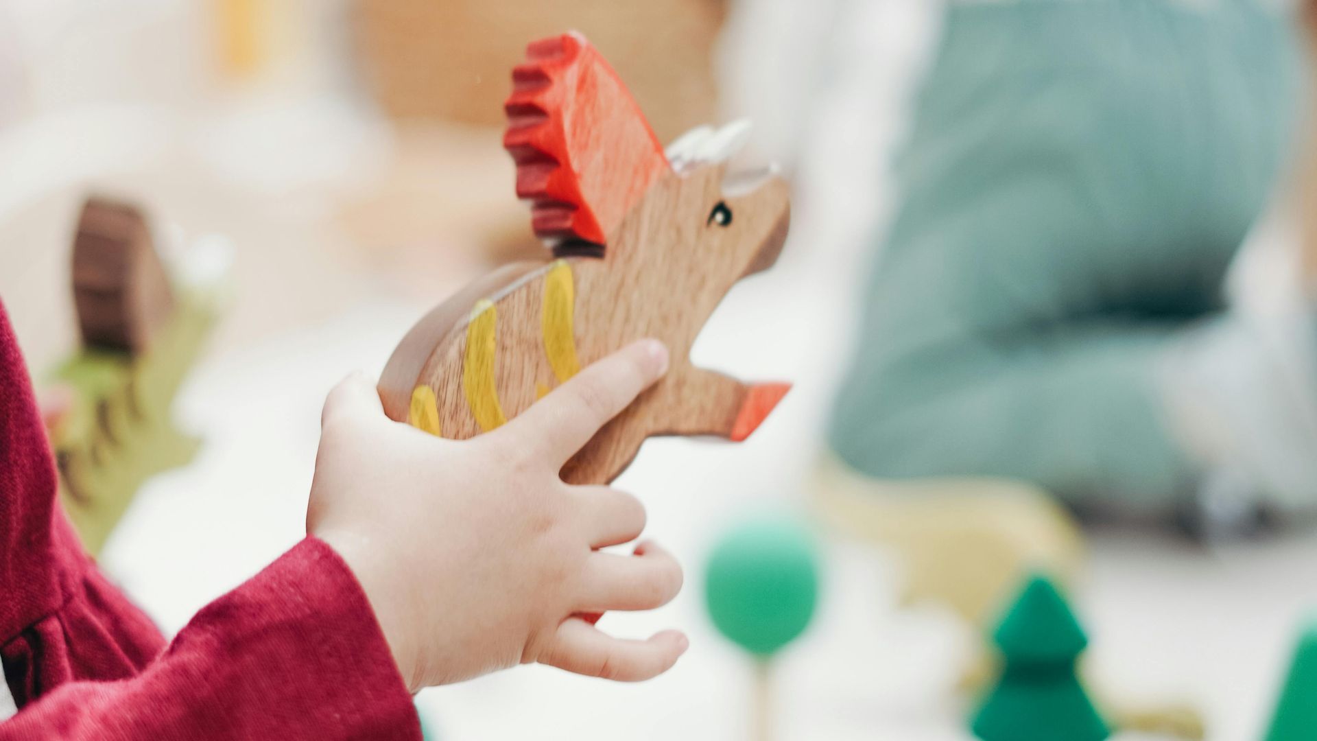 Comer hasta vomitar, violaciones y empujones: Francia investiga a un centenar de guarderías y colegios por violencia y abusos a menores Comer hasta vomitar, violaciones y empujones: Francia investiga a un centenar de guarderías y colegios por violencia y abusos a menores