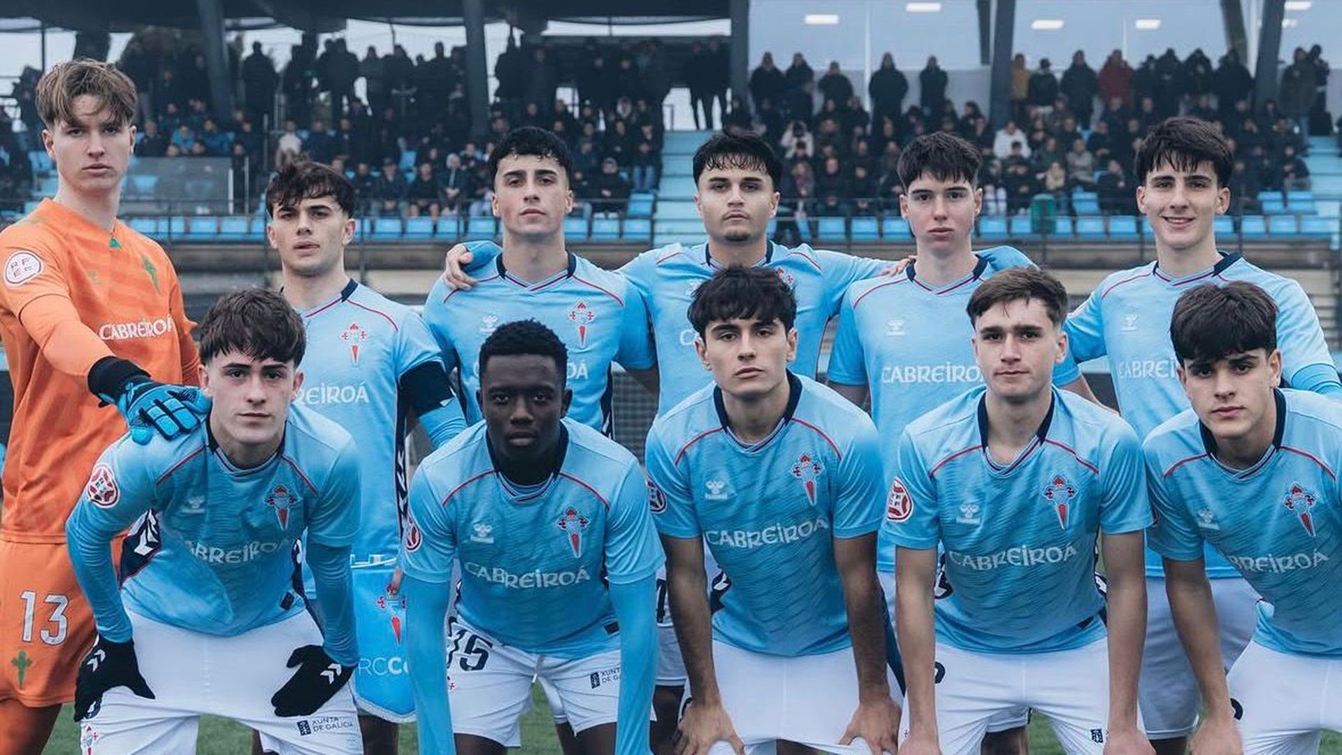 El Juvenil A celeste posa antes de un encuentro El Juvenil A celeste posa antes de un encuentro