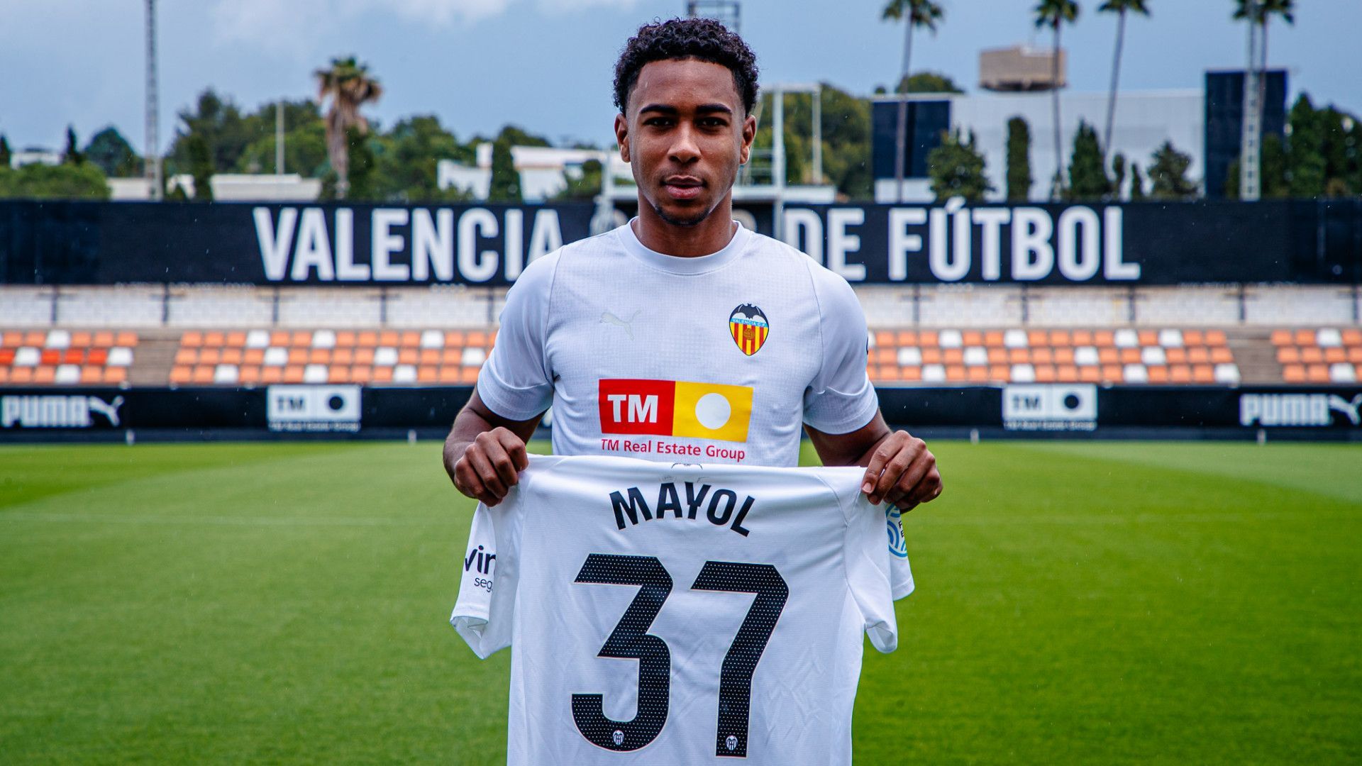 El Valencia CF ata a Aarón Mayol, el pivote del futuro que llegó del Levante UD El Valencia CF ata a Aarón Mayol, el pivote del futuro que llegó del Levante UD