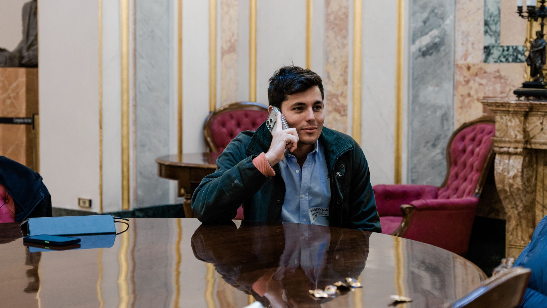 La Mesa del Congreso acuerda retirar la acreditación de prensa a Vito Quiles durante tres meses La Mesa del Congreso acuerda retirar la acreditación de prensa a Vito Quiles durante tres meses
