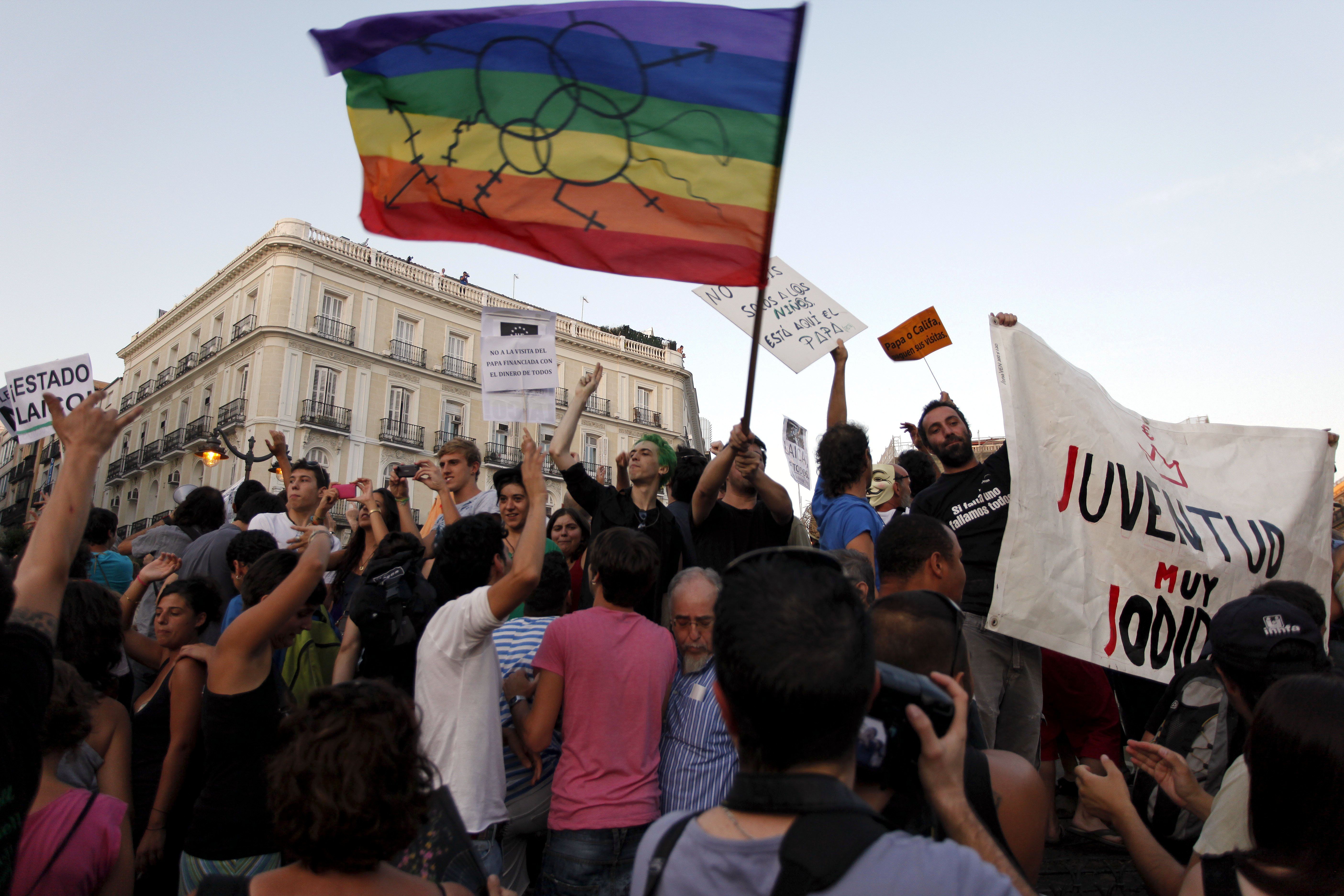 Manifestaciones en Madrid por la visita de Benedicto XVI a la capital