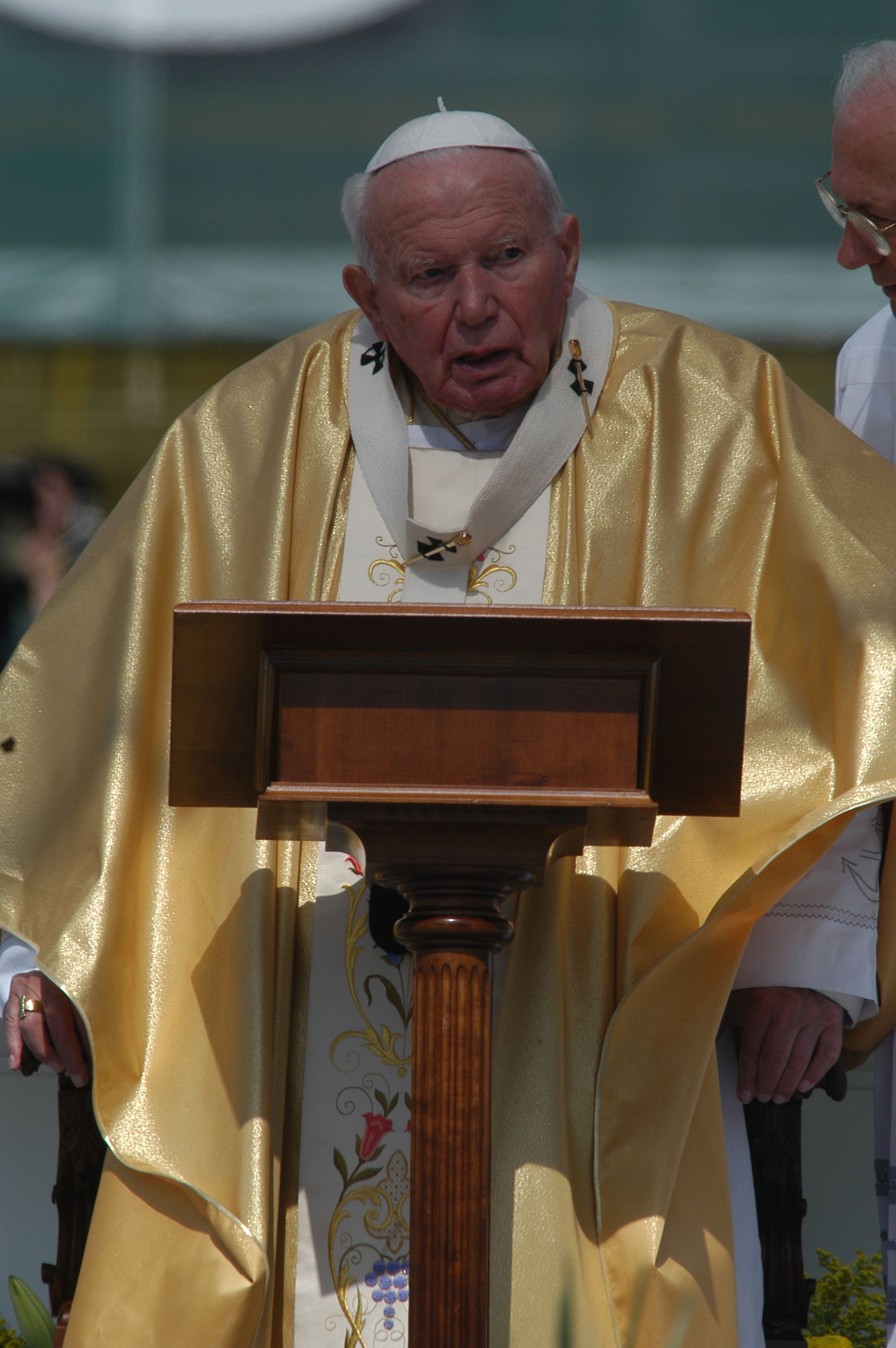 El papa Juan Pablo II y la misa que oficializó en su visita a Madrid en 2003