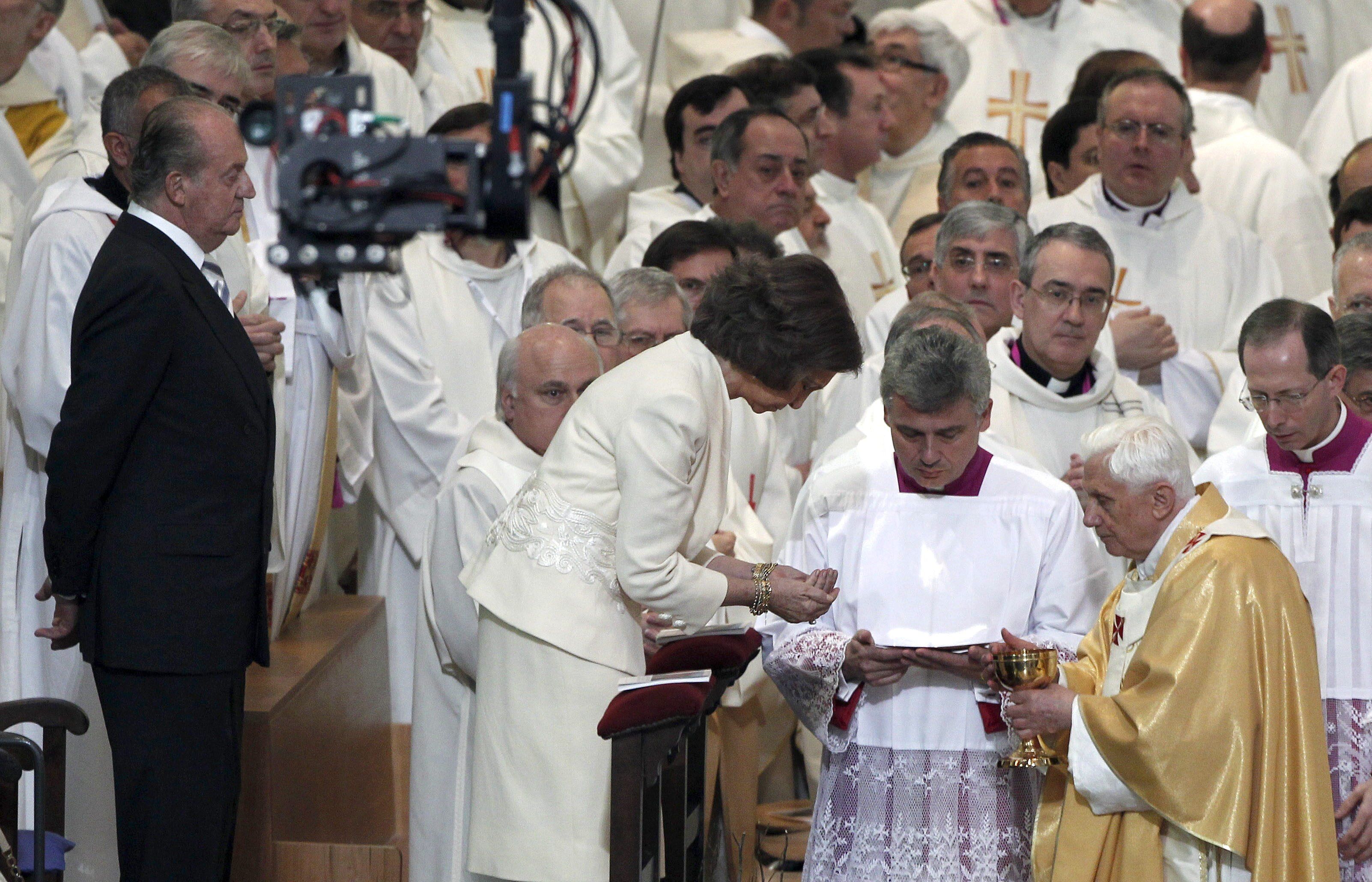 Los reyes eméritos y Benedicto XVI en la visita del pontífice a España en 2010
