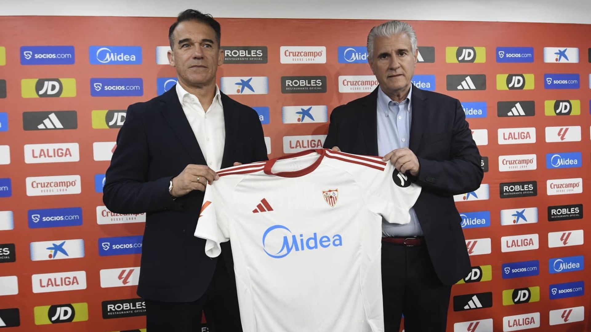Luis García Plaza, en su presentación con el Sevilla