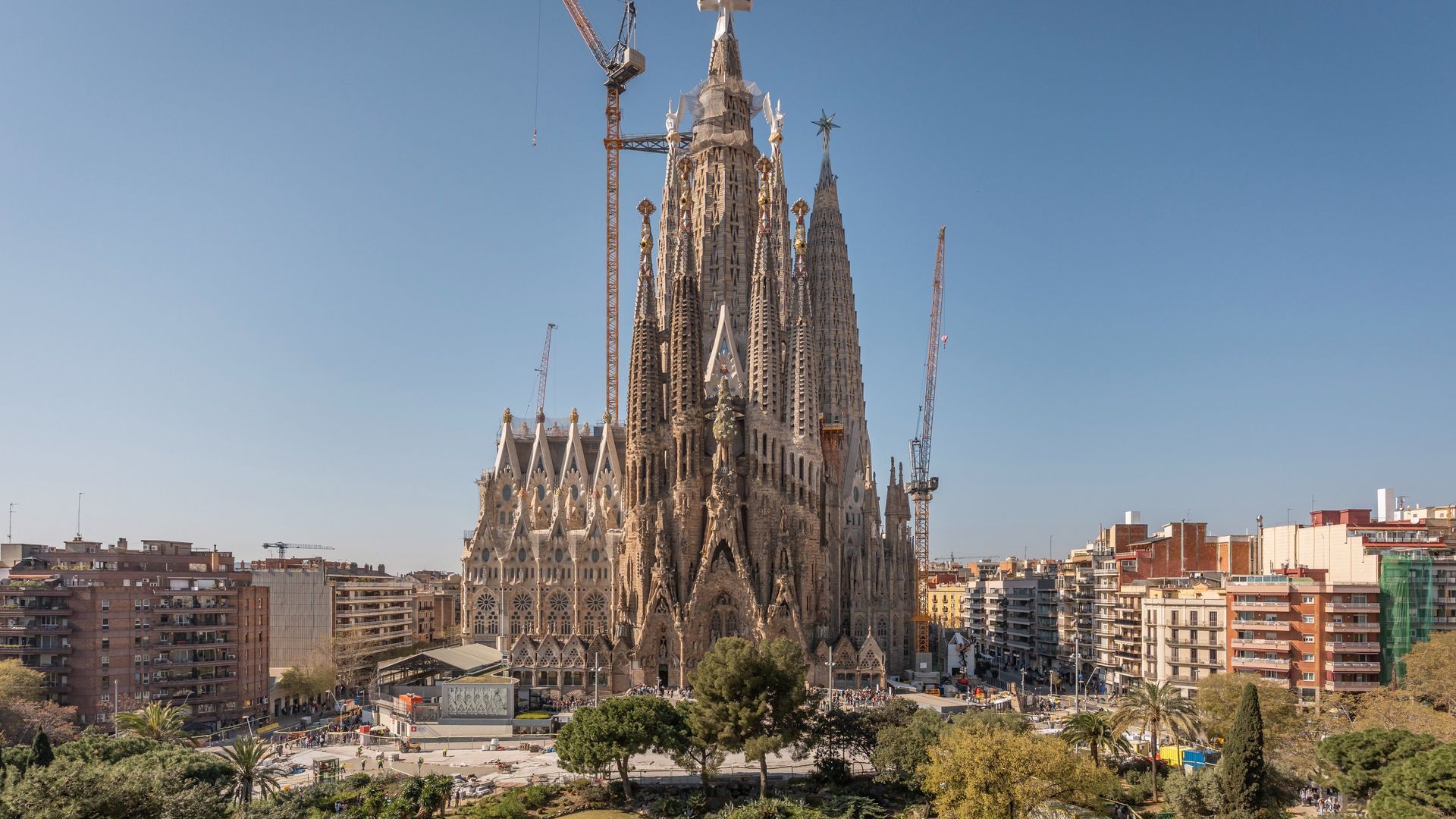 El Papa León XIV bendecirá la torre de Jesucristo, el punto más alto y simbólico de la Sagrada Familia