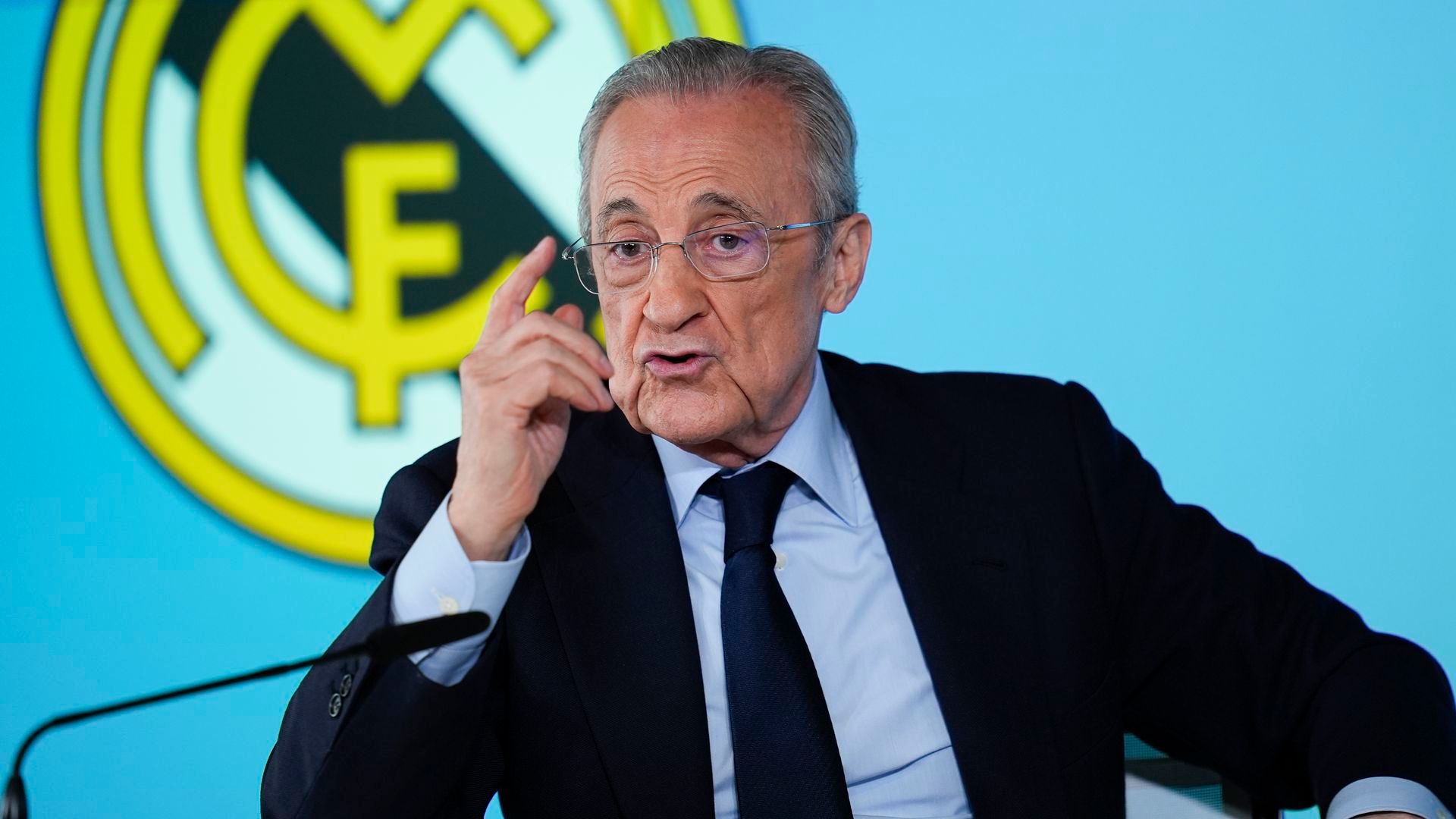 EuropaPress_7518497_florentino_perez_attends_during_the_real_madrid_board_of_directors_meeting EuropaPress_7518497_florentino_perez_attends_during_the_real_madrid_board_of_directors_meeting