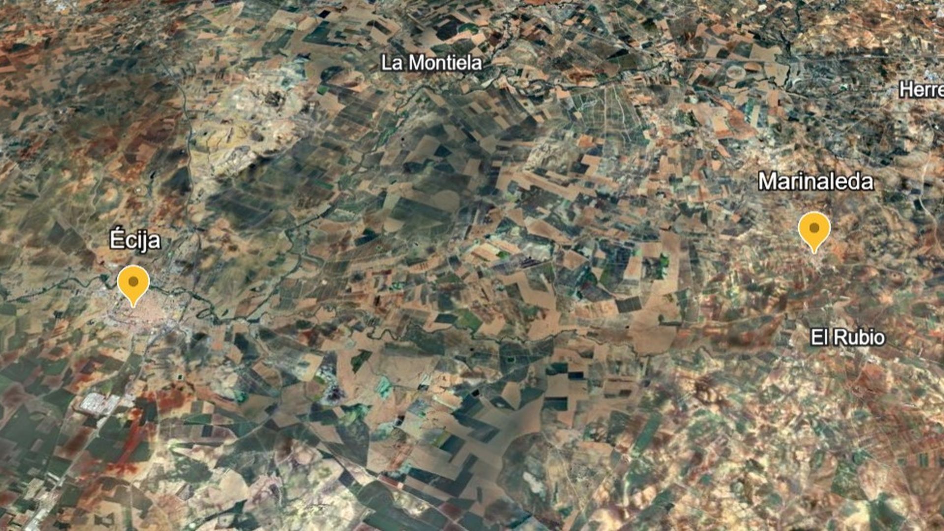 Distancia entre Écija y Marinaleda, donde reside Ángel