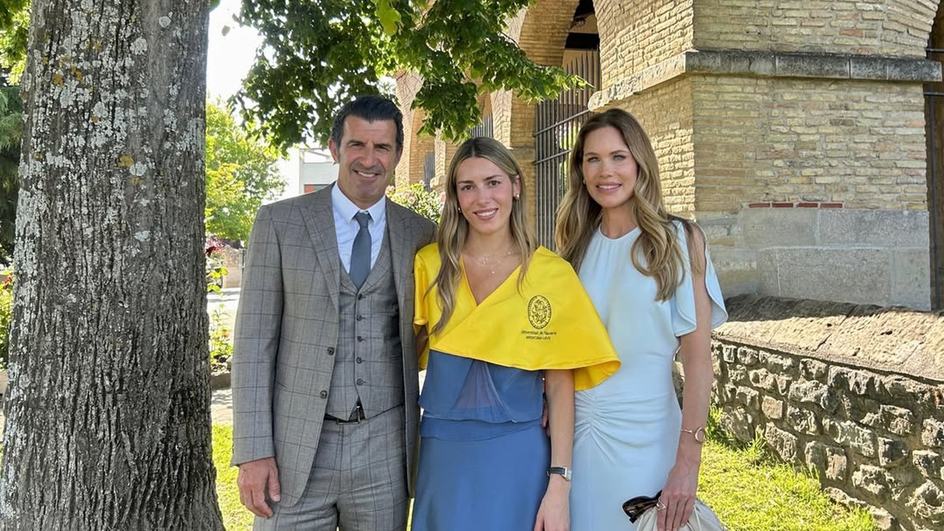 Luis Figo, orgulloso de su hija Daniela tras graduarse en Medicina: "Sigue creyendo siempre en tus sueños"
