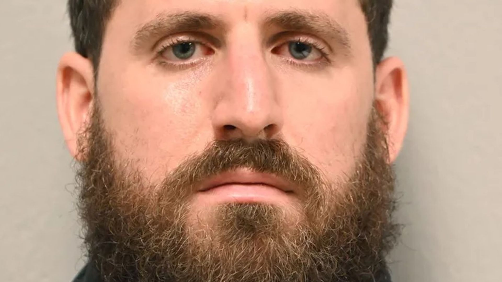 Matthew Hertgen, que mató a su hermano a cuchilladas y se comió su ojo, encontrado muerto en su celda