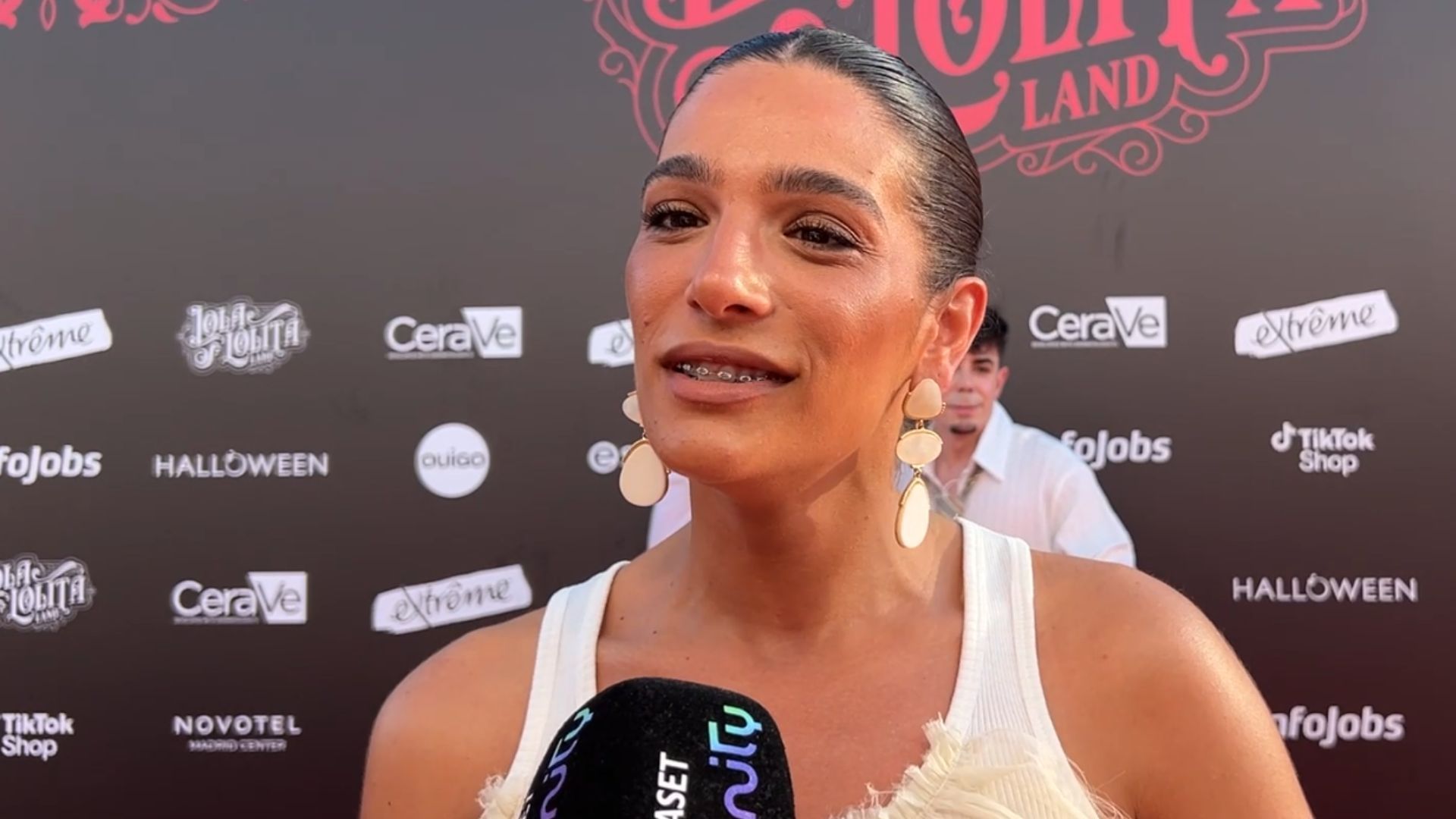 Alma Bollo se sincera sobre la culpa y el peso de la maternidad