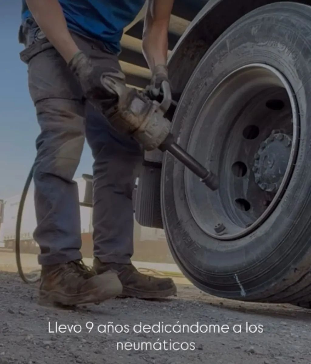 Cambiando neumaticos
