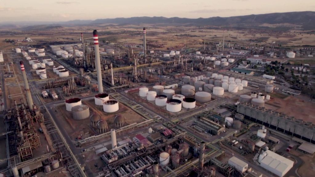 España procesa el 80 % del queroseno que consume y gran parte de este proceso se realiza en la refinería de Repsol en Puertollano, Ciudad Real