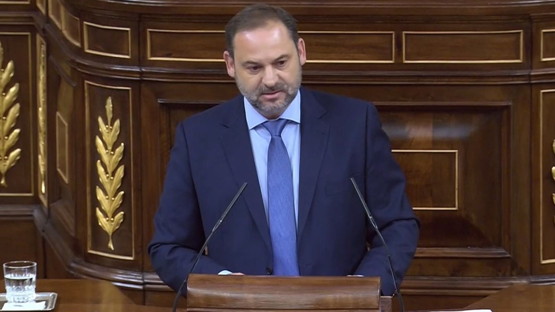 Ábalos, el hombre que defendió la moción de censura contra Rajoy, ahora atrapado por la justicia