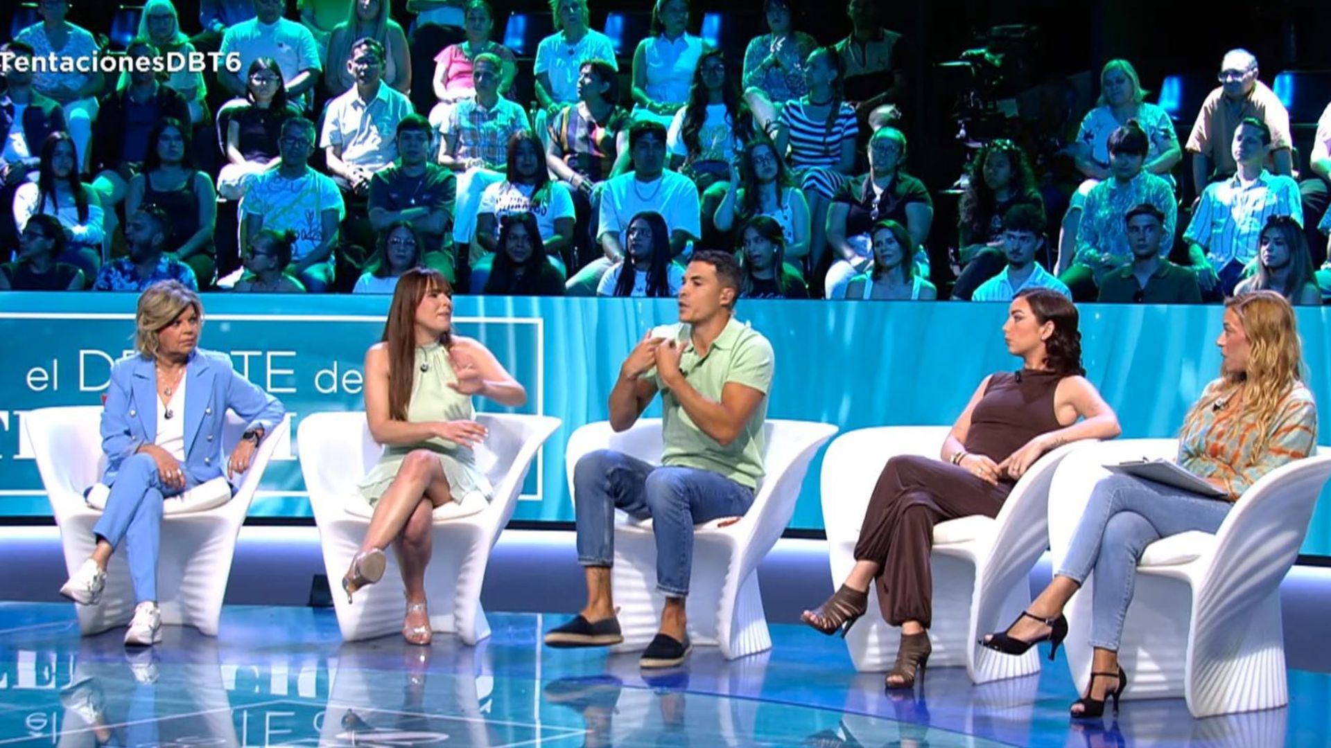 Marta Peñate y Anita Williams debaten sobre la actitud de Atamán