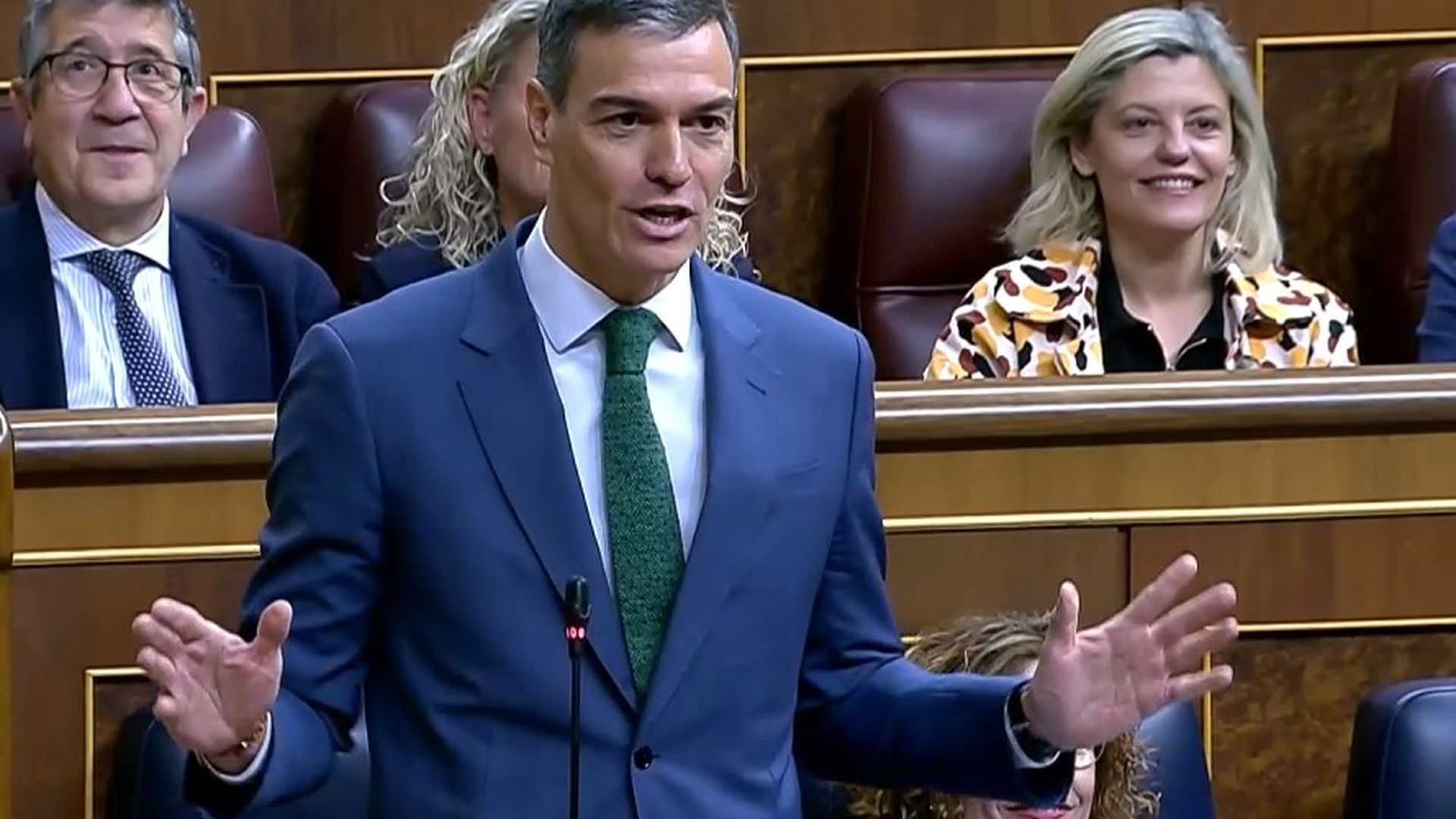 Cuando Pedro Sánchez defendía a Santos Cerdán y acusaba al PP de "difamar de personas honestas"