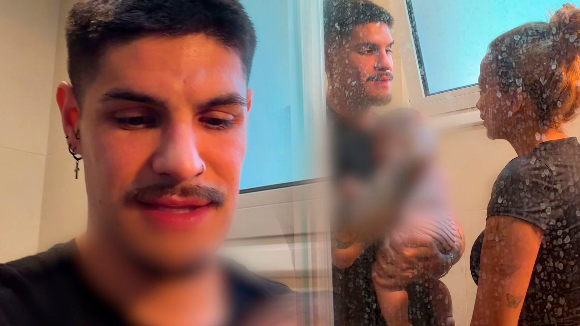 Álvaro reacciona al resultado del test embarazo de Mayeli Mi familia imperfecta Temporada 1 Top Vídeos 53
