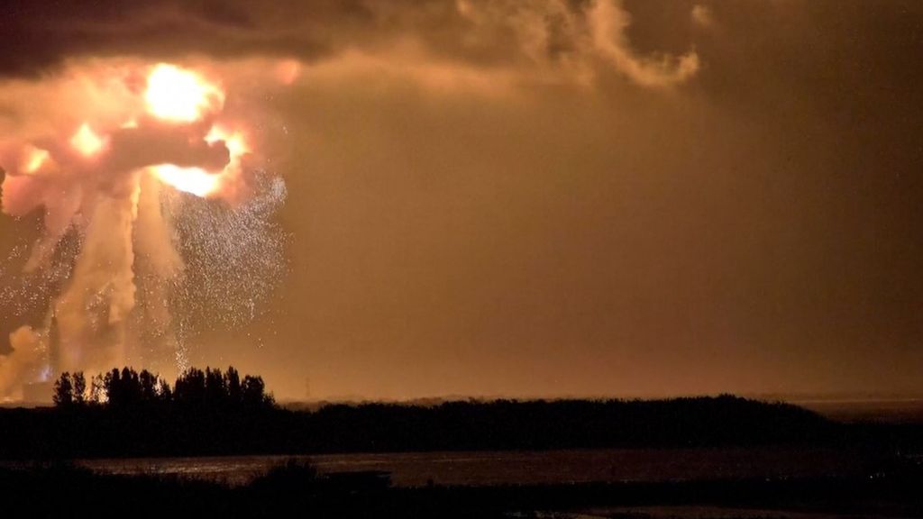Explota un cohete de la empresa aeroespacial de Jeff Bezos tras una "anomalía" durante una prueba en Florida