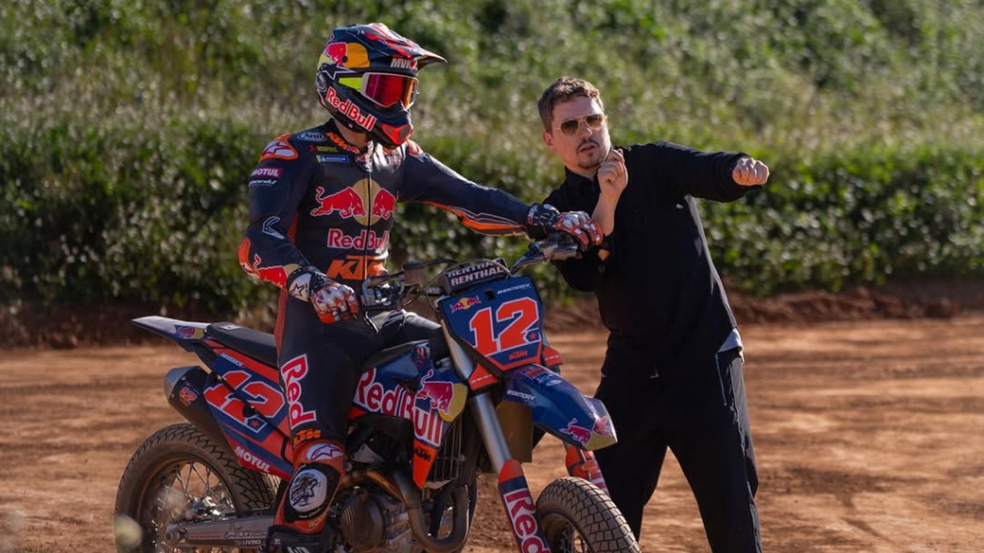 Jorge Lorenzo, con Maverick Viñales