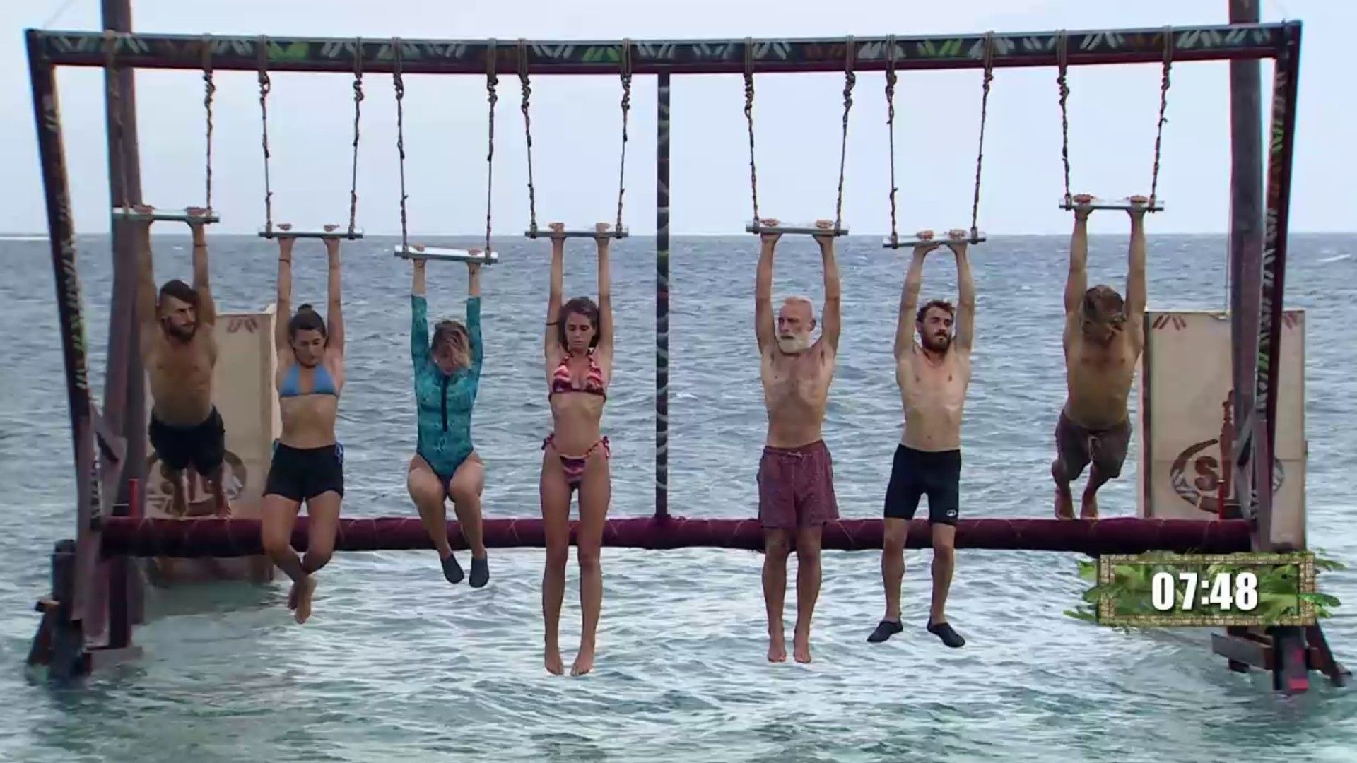 ¡Máxima concentración! Los supervivientes se enfrentan en el juego de líder más decisivo hasta la fecha